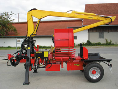 GROWIAN I Waagrechtspalter mit Kran GROWI - GSW 40 F KA 6,3 Turbo mit Zapfwellenantrieb auf Fahrgestell